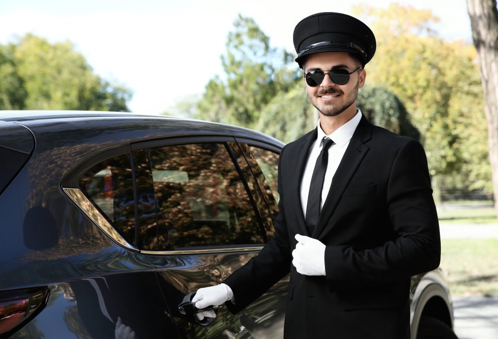 private chauffeur service with protocol tourism dubai